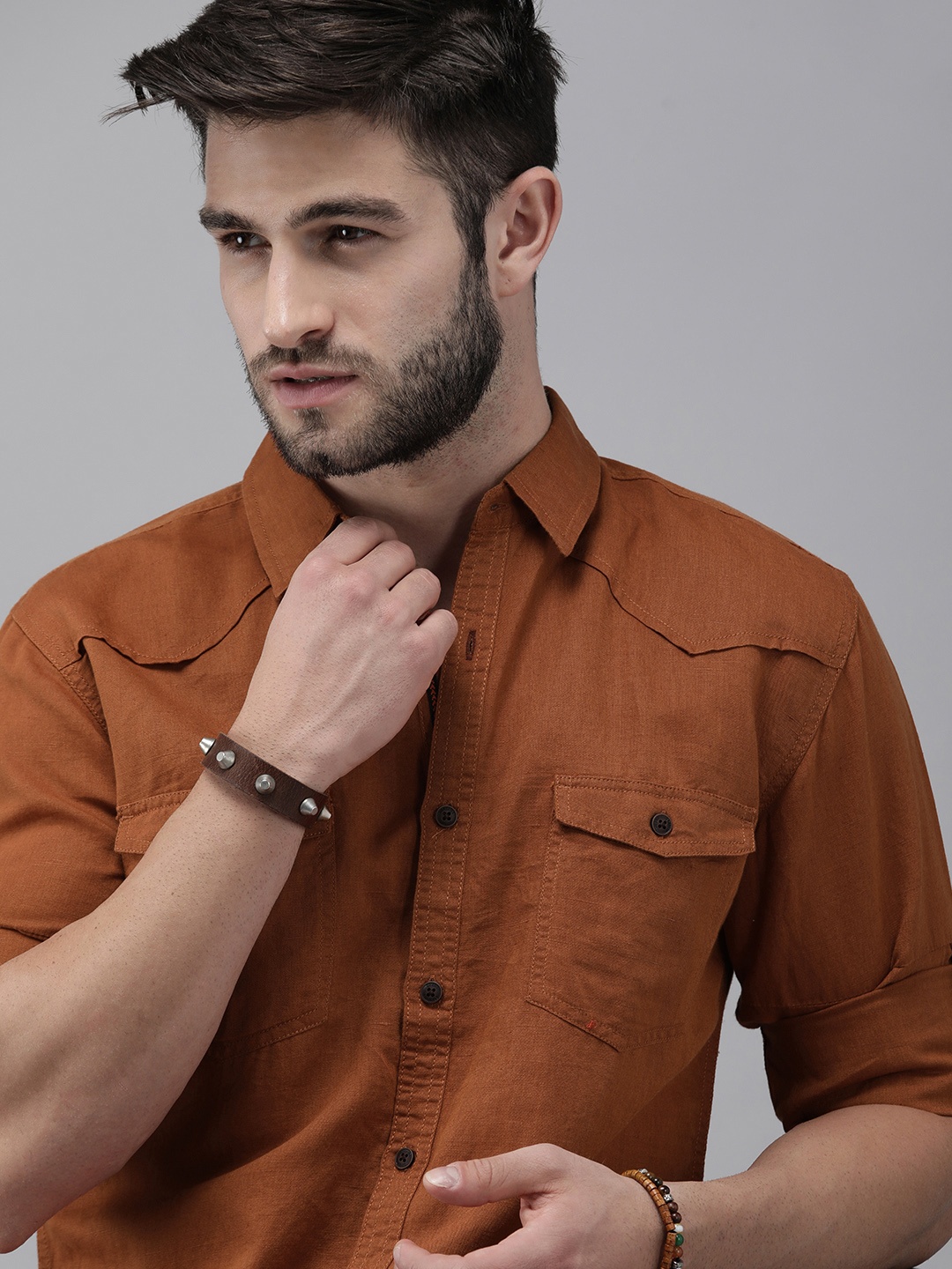 

Roadster Men Rust Orange Solid Cotton Linen Casual Shirt With Flap Pockets