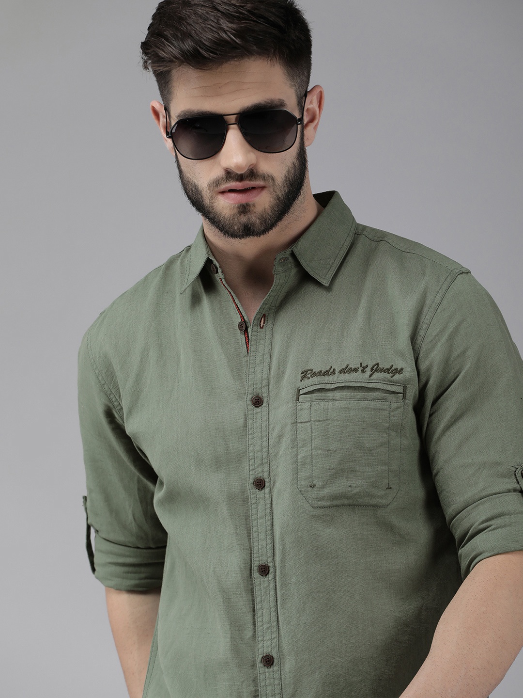 

Roadster Men Olive Green Solid Cotton Linen Sustainable Casual Shirt