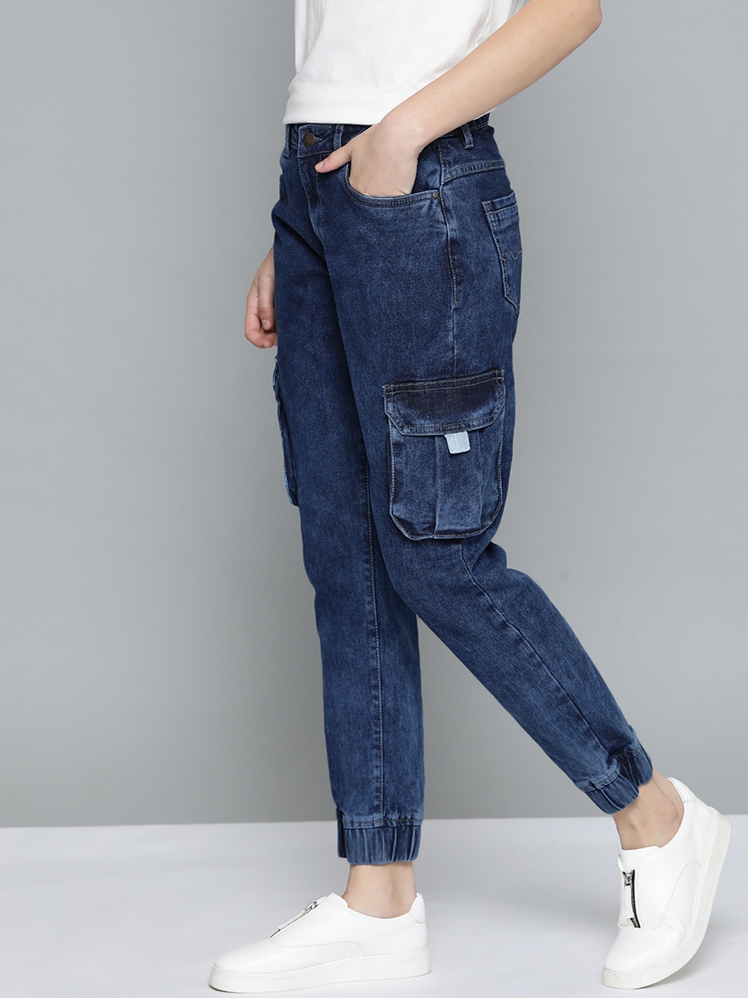 

Mast & Harbour Women Blue Jogger Cuffed Hem Stretchable Jeans