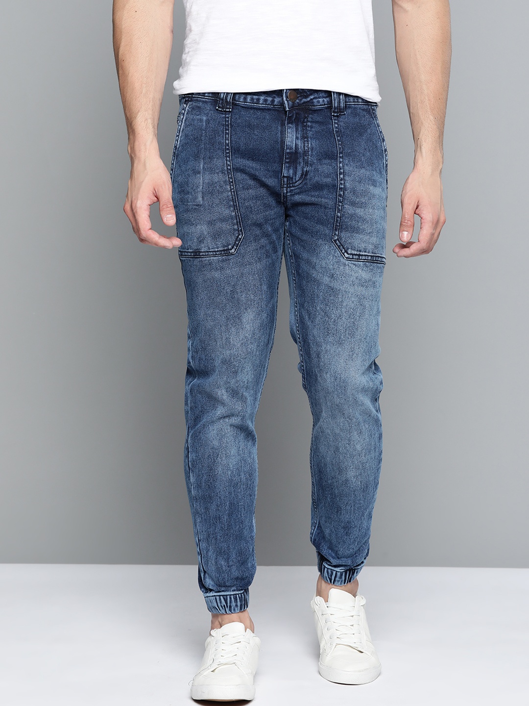 

Mast & Harbour Men Blue Skinny Fit Light Fade Stretchable Jogger Jeans