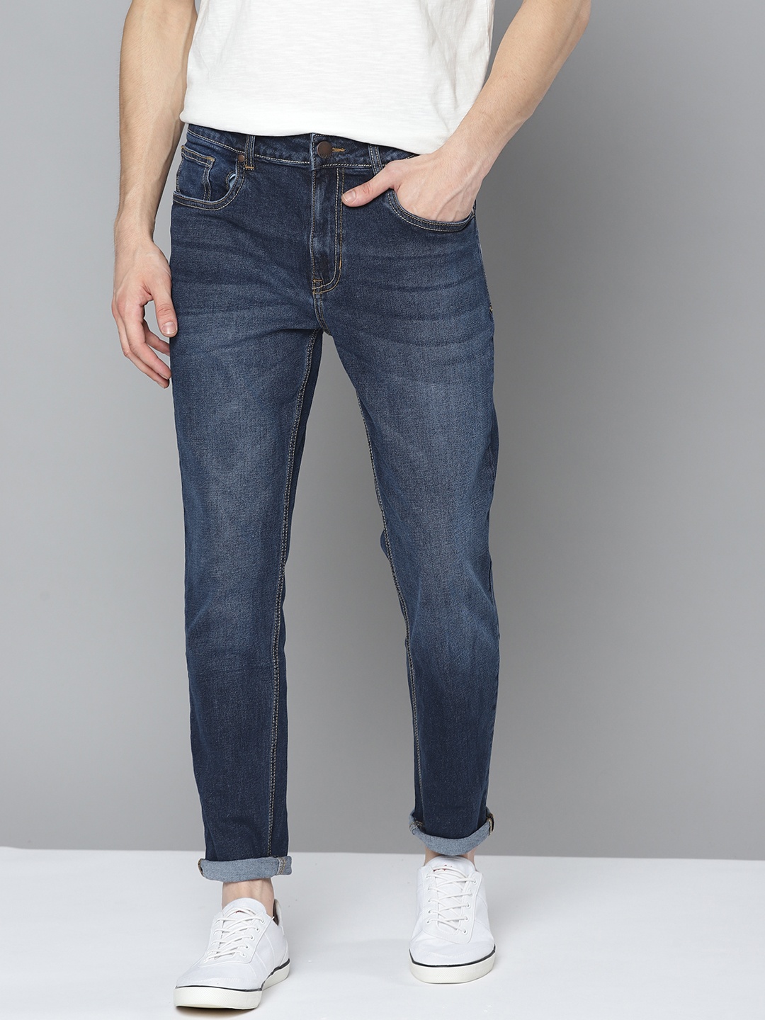 

Mast & Harbour Men Blue Slim Tapered Fit Light Fade Stretchable Jeans