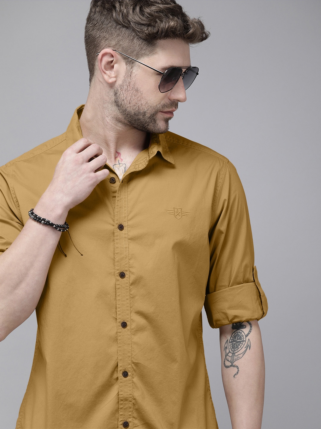 

Roadster Men Mustard Solid Opaque Pure Cotton Casual Shirt