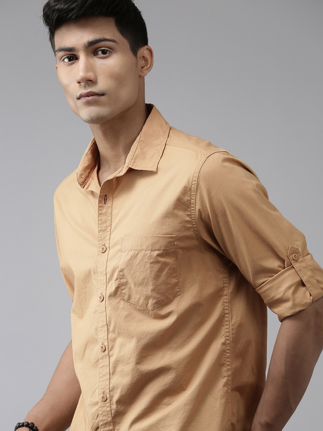 

Roadster Men Brown Solid Slim Fit Casual Shirt