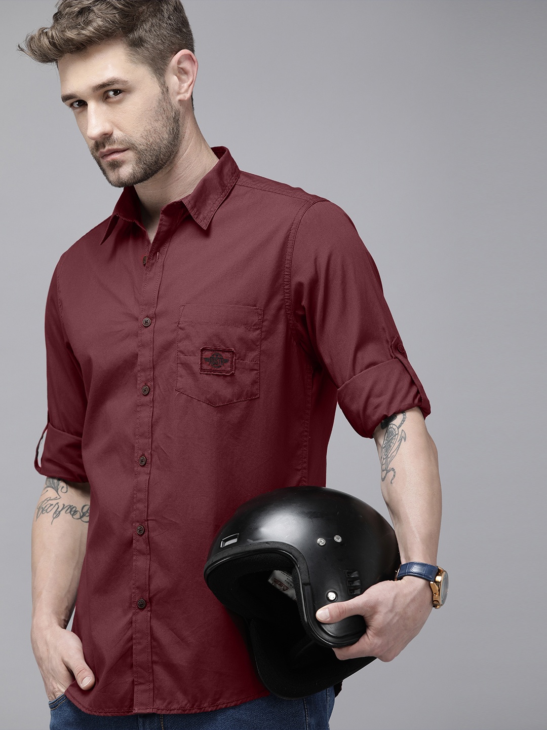 

Roadster Men Maroon Solid Opaque Pure Cotton Casual Shirt