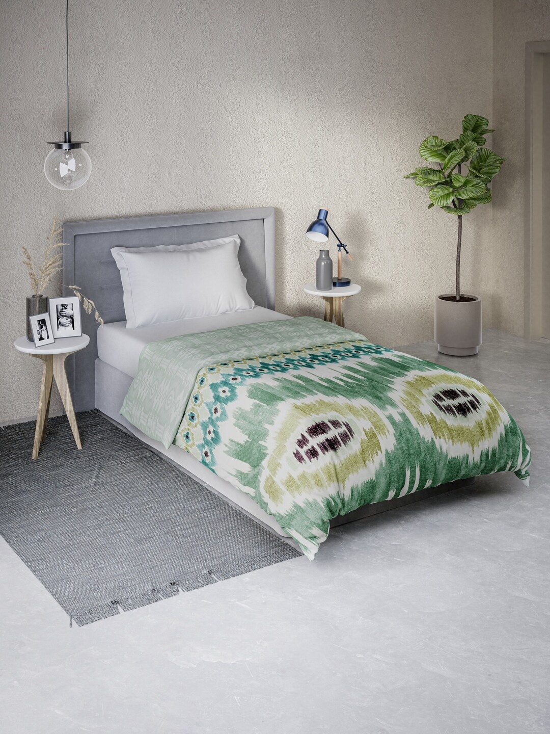 

DDecor Turquoise Blue & White Mild Winter 150 GSM Single Bed Comforter