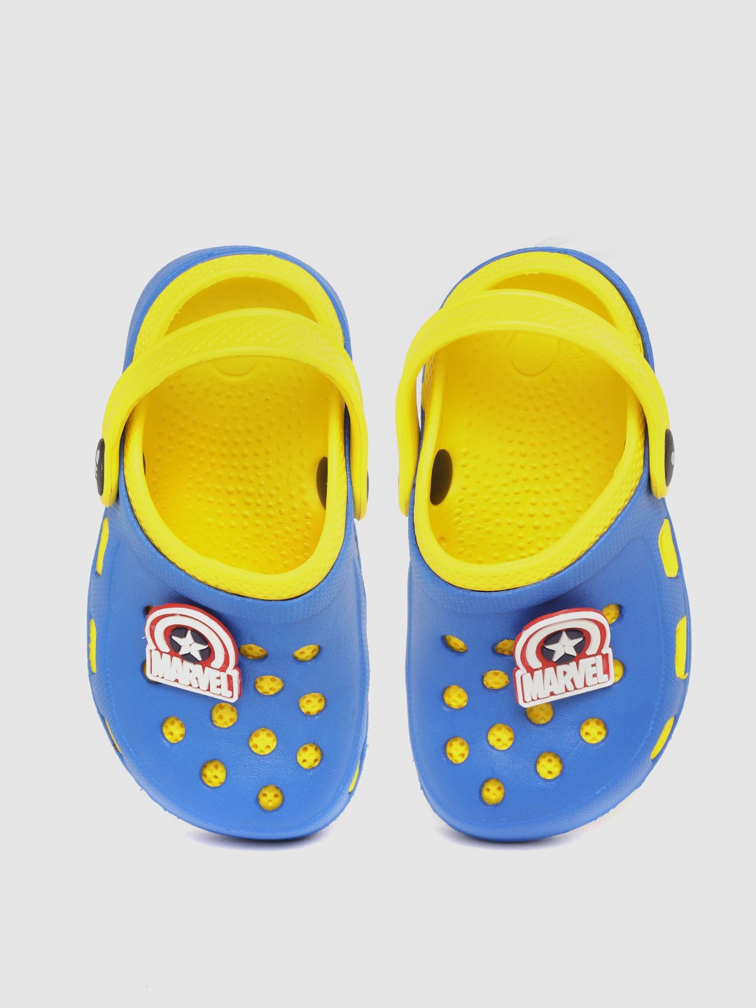 

toothless Boys Blue & Yellow Cut-Out Clogs with Marvel Captain America Shoe Charm Detail