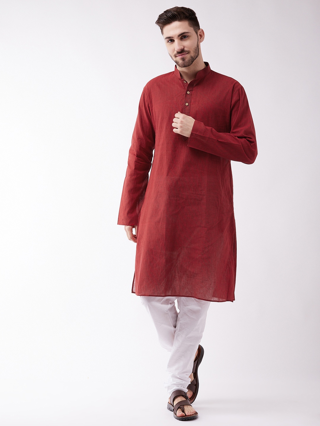 

VASTRAMAY Men Maroon & White Pure Cotton Kurta With Churidar