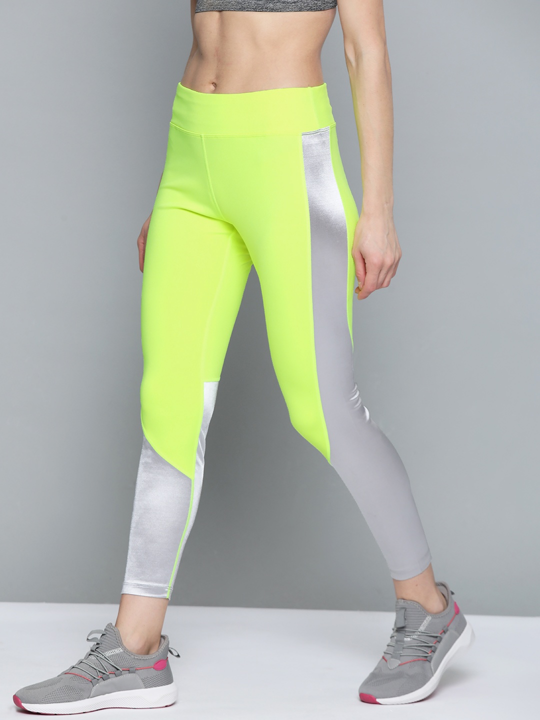 

HRX By Hrithik Roshan Training Women Neon Green Rapid-Dry Colourblock Tights, Fluorescent green