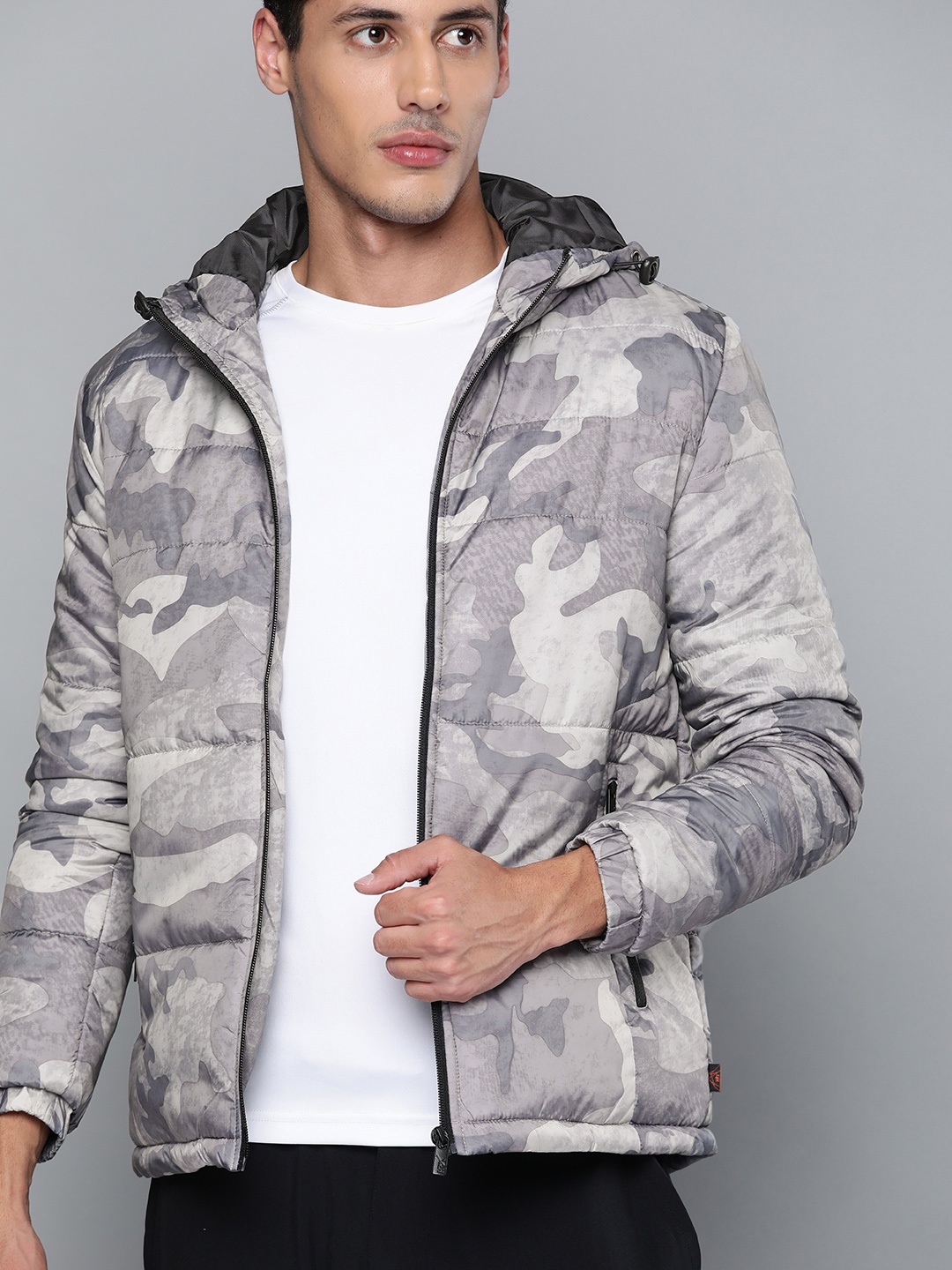 

HRX By Hrithik Roshan Outdoor Men Charcoal Rapid-Dry Camouflage Jackets