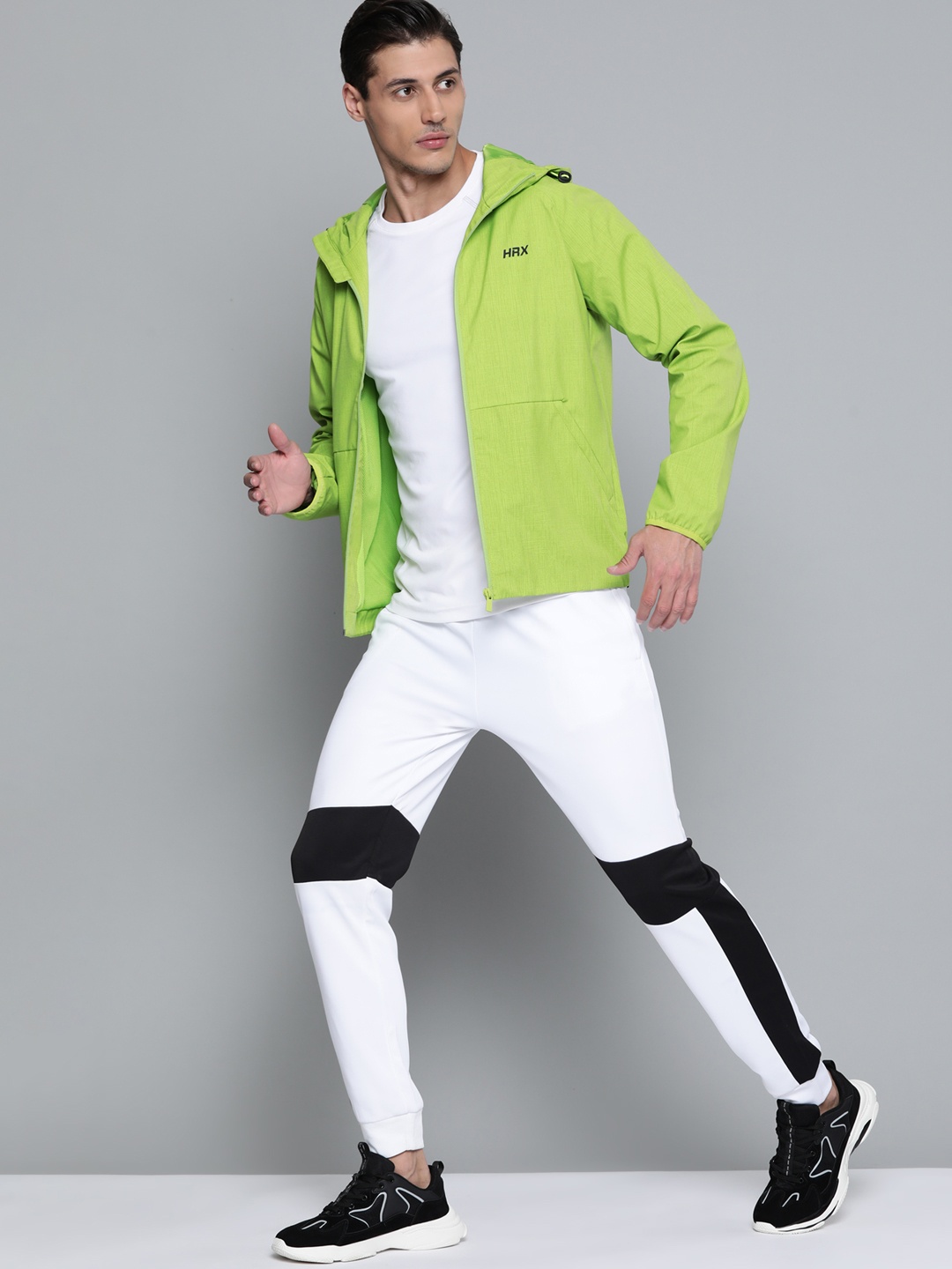 

HRX By Hrithik Roshan Training Men Fluroscent Green Rapid-Dry Solid Jackets, Fluorescent green