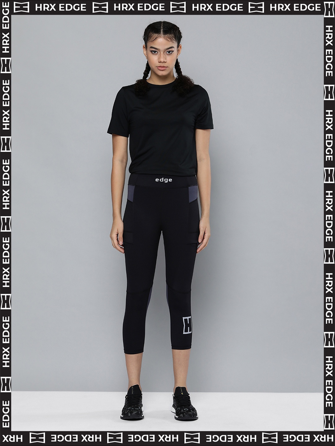 

HRX By Hrithik Roshan EDGE Lifestyle Women Jet Black Rapid-Dry colourblock Tights