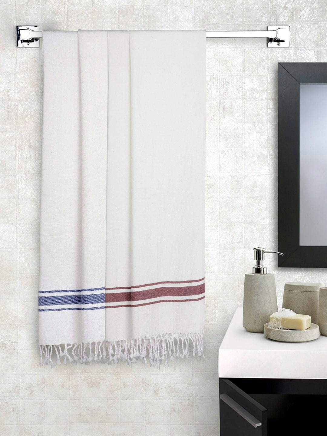 

KLOTTHE Set Of 4 White Solid 233 GSM Cotton Bath Towels