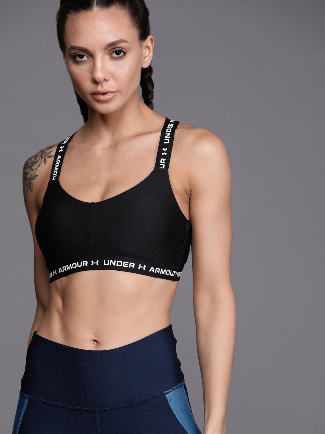 

UNDER ARMOUR Black Workout Bra - Medium Coverage Lightly Padded