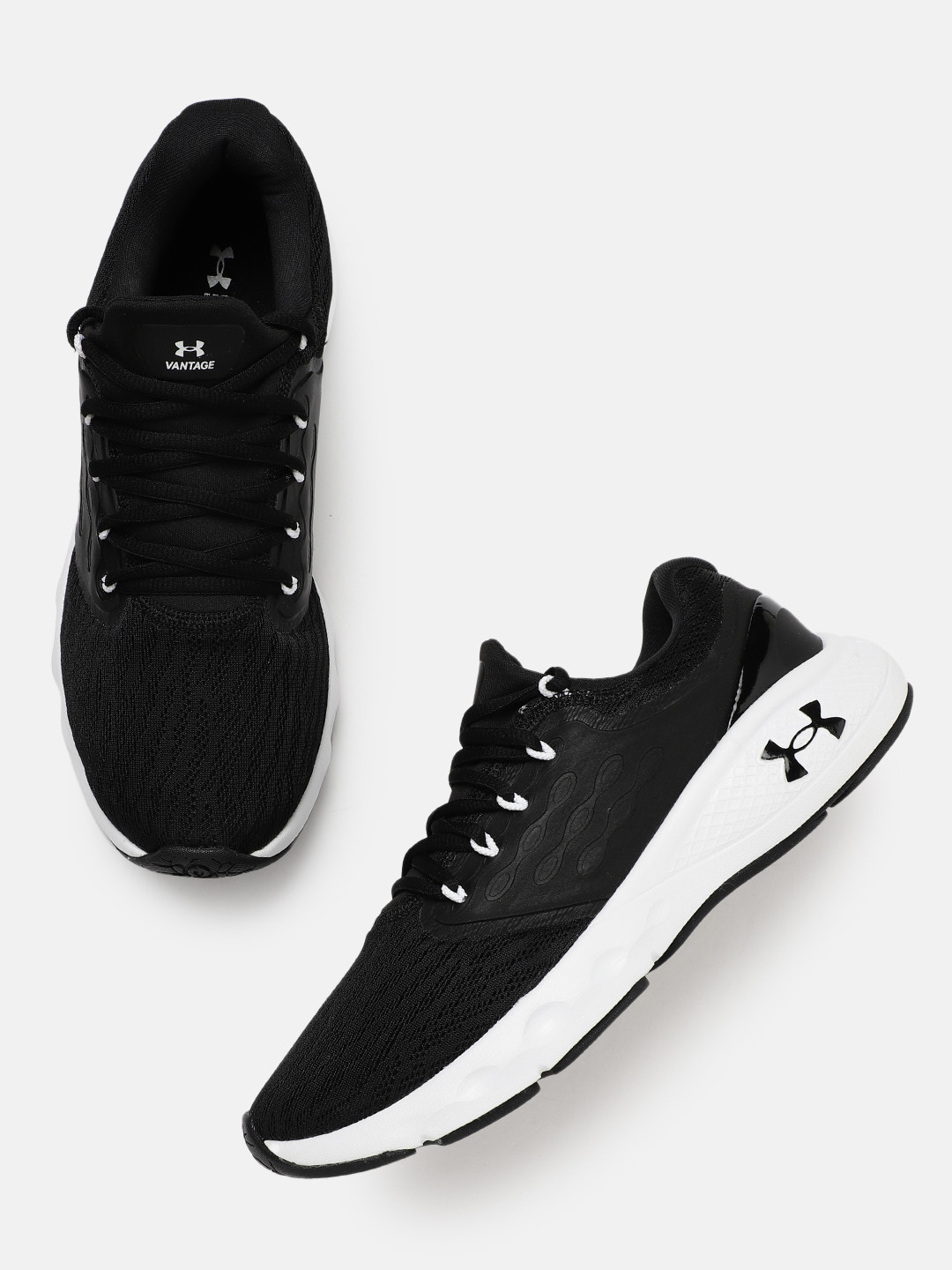 

UNDER ARMOUR Women Black Charged Vantage Woven Design Running Shoes