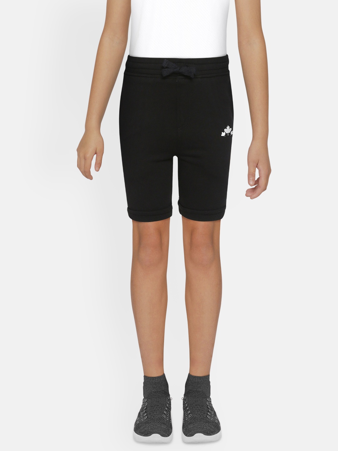 

Rute Boys Black Solid Cotton Slim Fit Regular Shorts