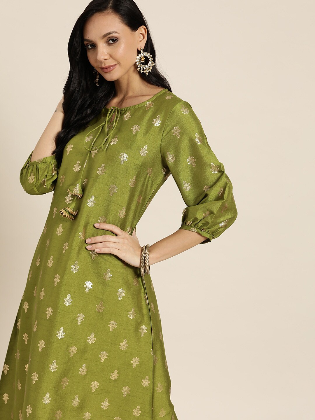 

Sangria Women Green & Golden Ethnic Motifs Printed Kurta