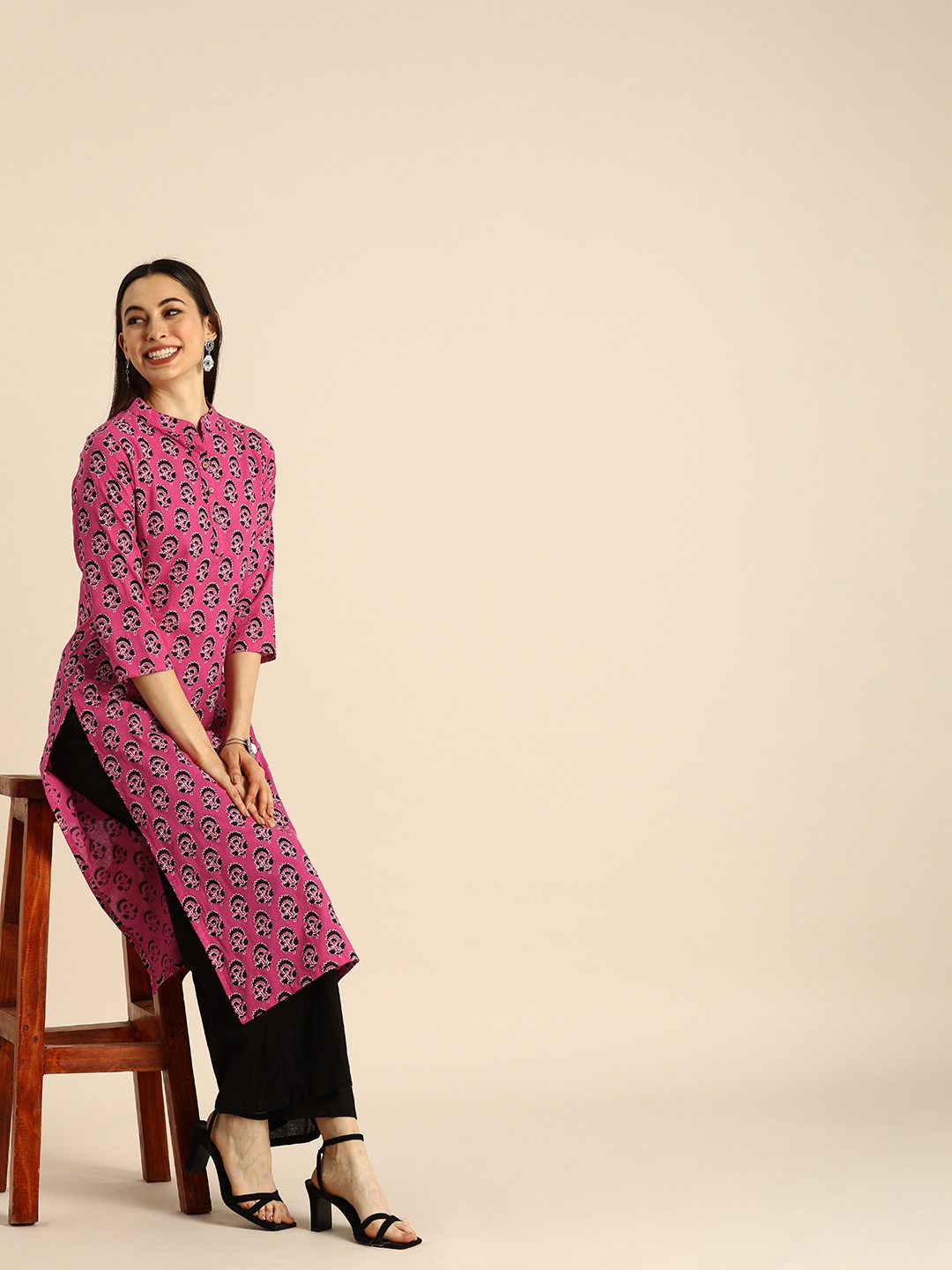 

Anouk Women Pink & Black Ethnic Motifs Printed Kurta