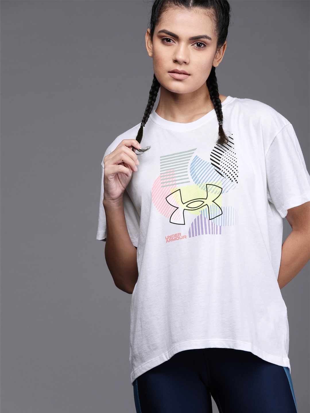 

UNDER ARMOUR Women White Geo Graphic Short Sleeves Printed Training T-Shirt