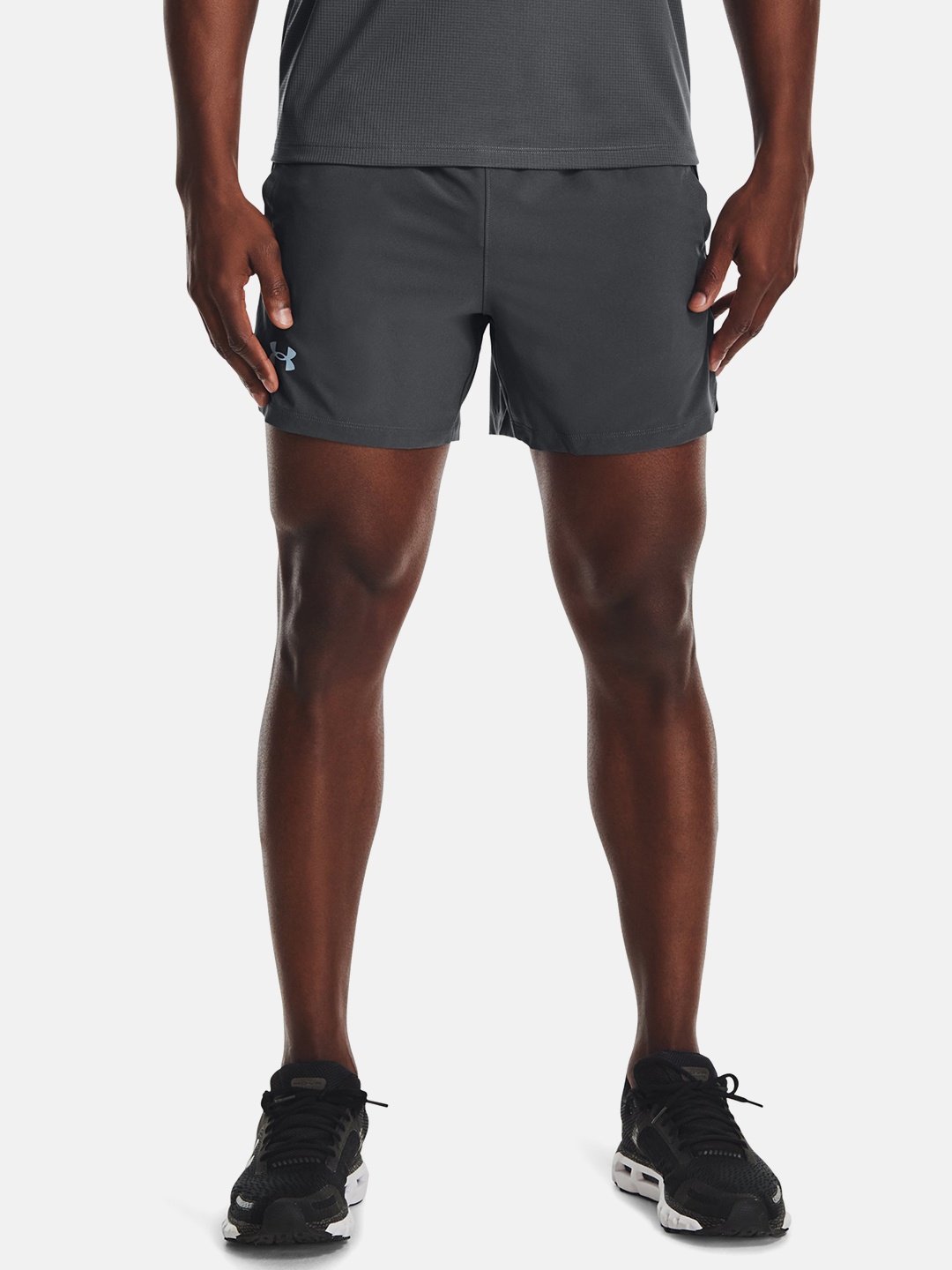 

UNDER ARMOUR Men Charcoal Grey Launch Run 5" Shorts