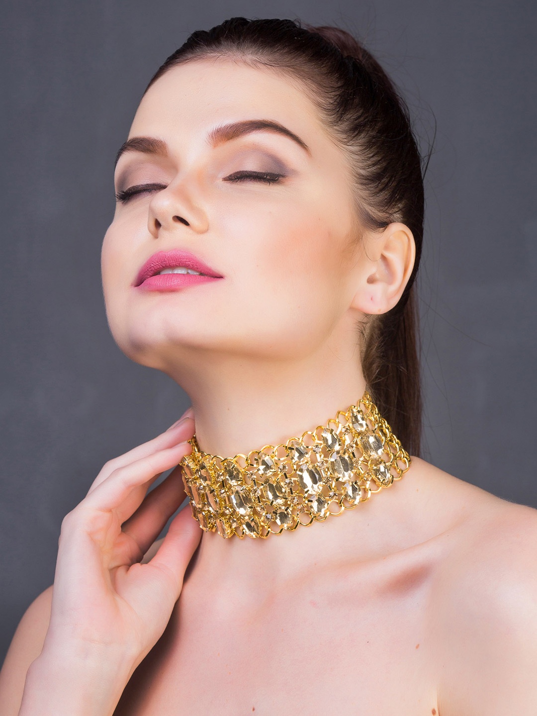 

Bellofox Gold-Plated Choker Necklace