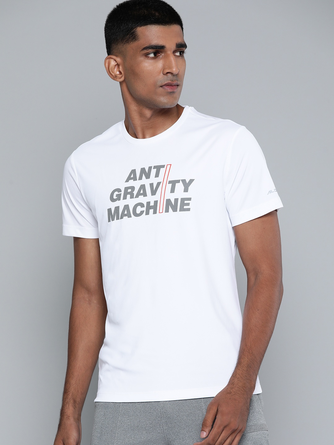 

Alcis Men White Slim Fit Typography Printed T-shirt