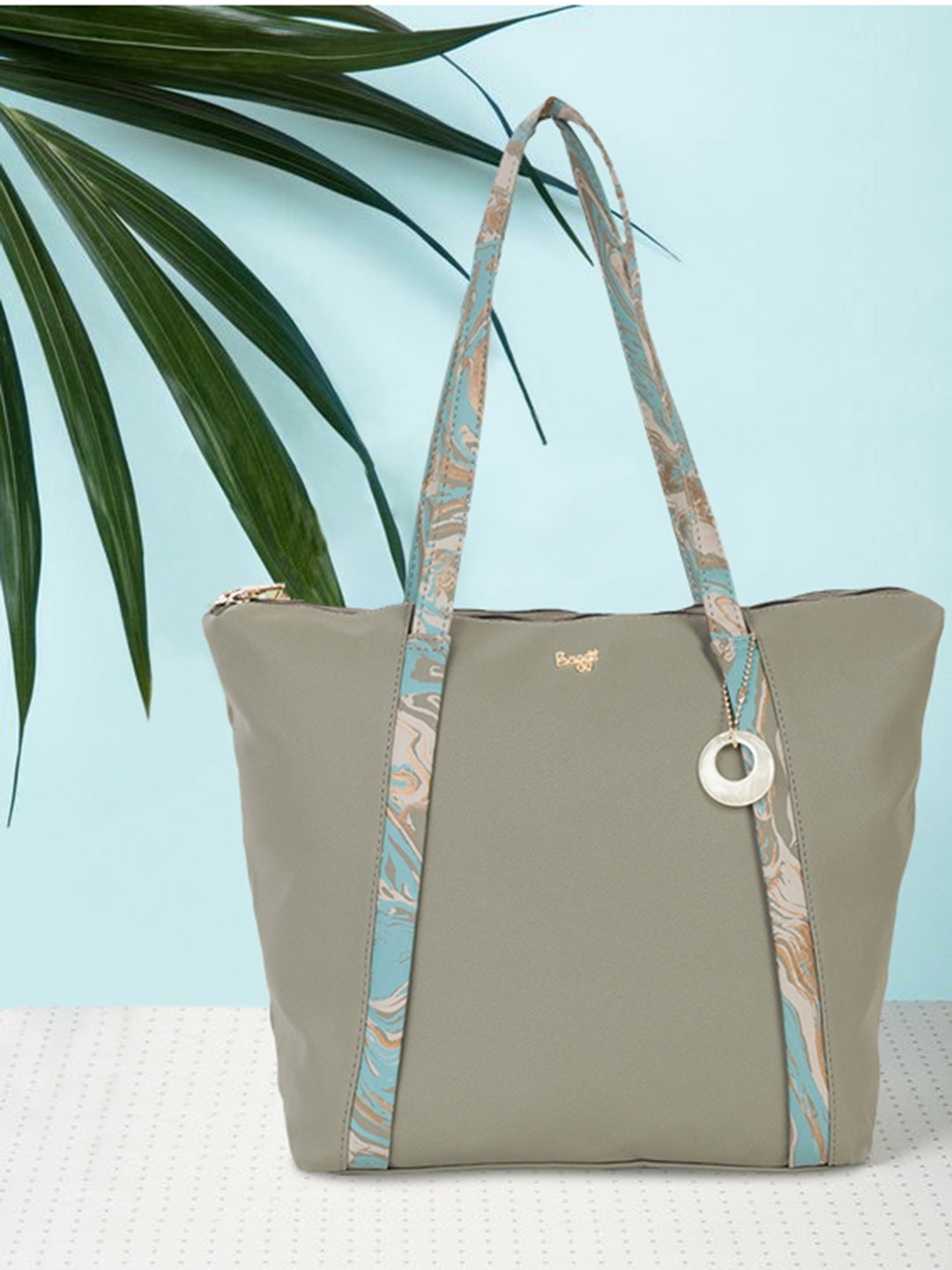 

Baggit Green L MISHKA BYRON Shoulder Bag