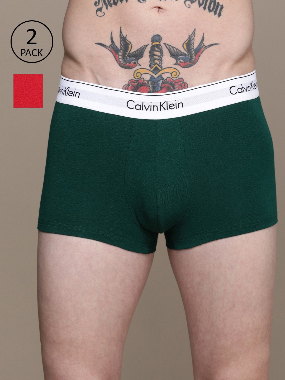 

Calvin Klein Underwear Men Pack of 2 Solid Trunks NB1086X5F, Red