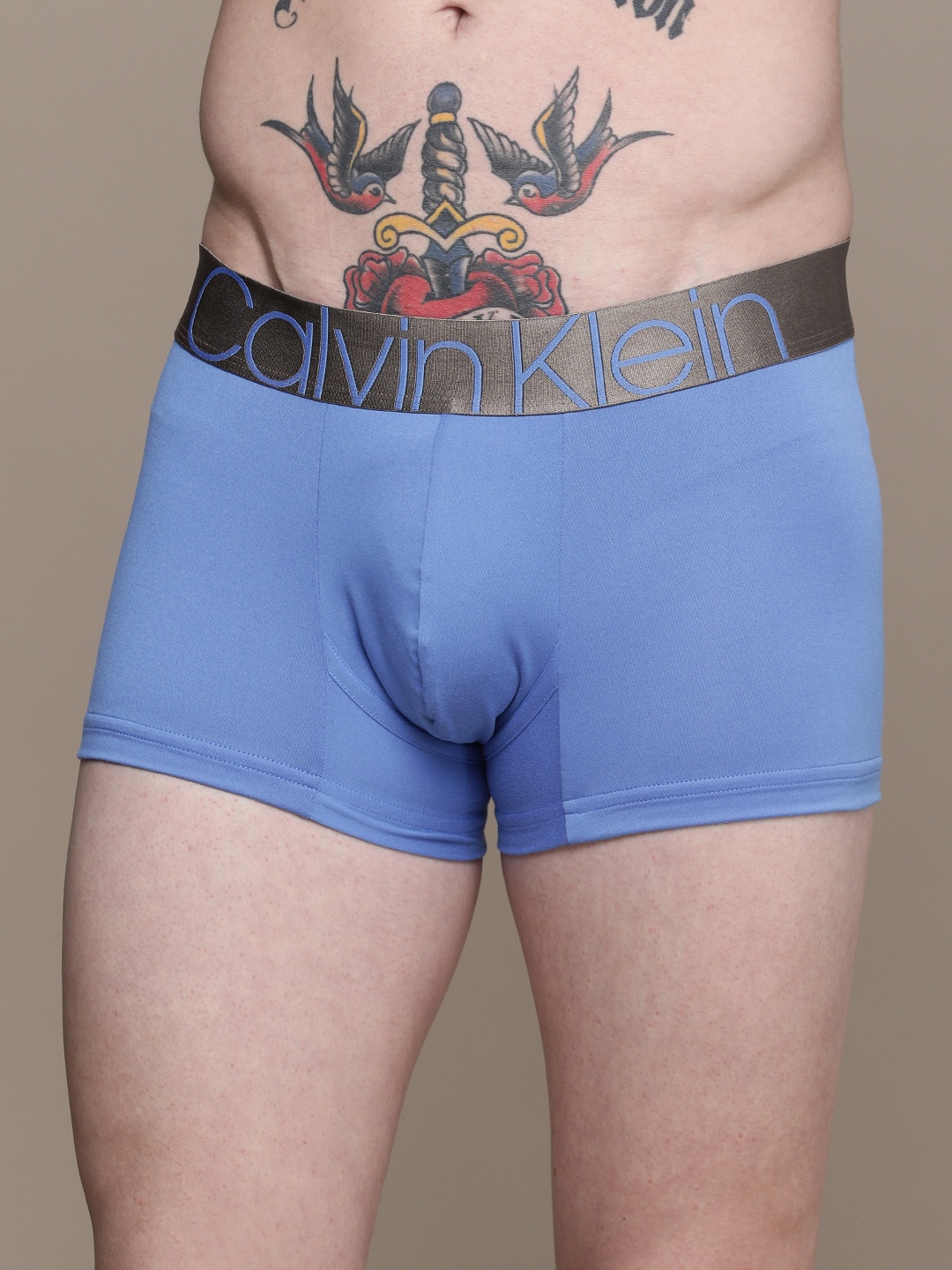 

Calvin Klein Underwear Men Blue Solid Trunks NB2540C4N