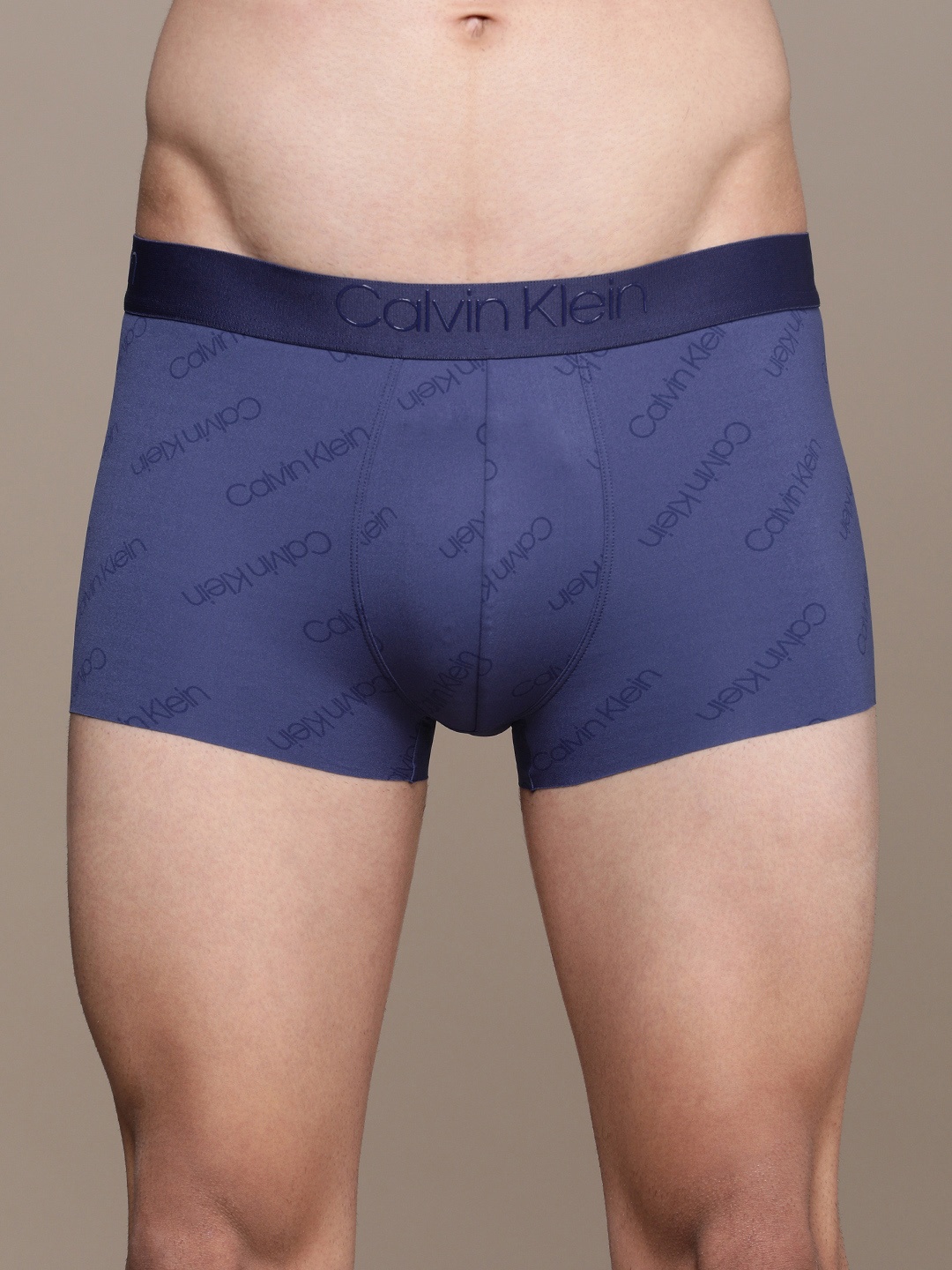 

Calvin Klein Underwear Men Blue Printed Low Rise Trunks NB300610Z