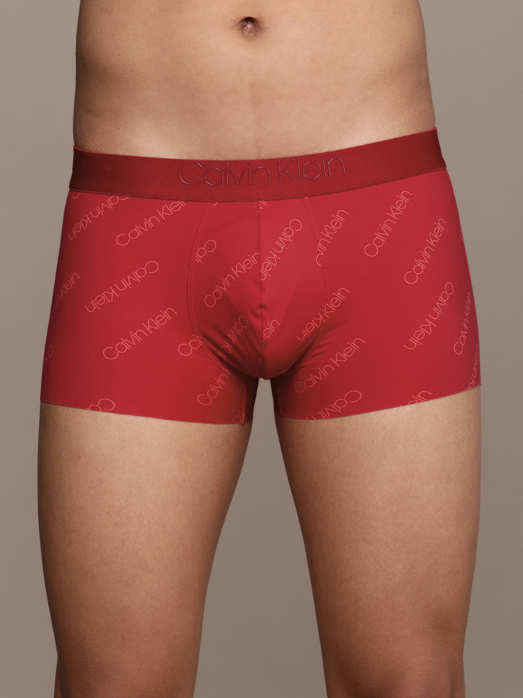 

Calvin Klein Underwear Men Red Printed Low Rise Trunks NB300610Y