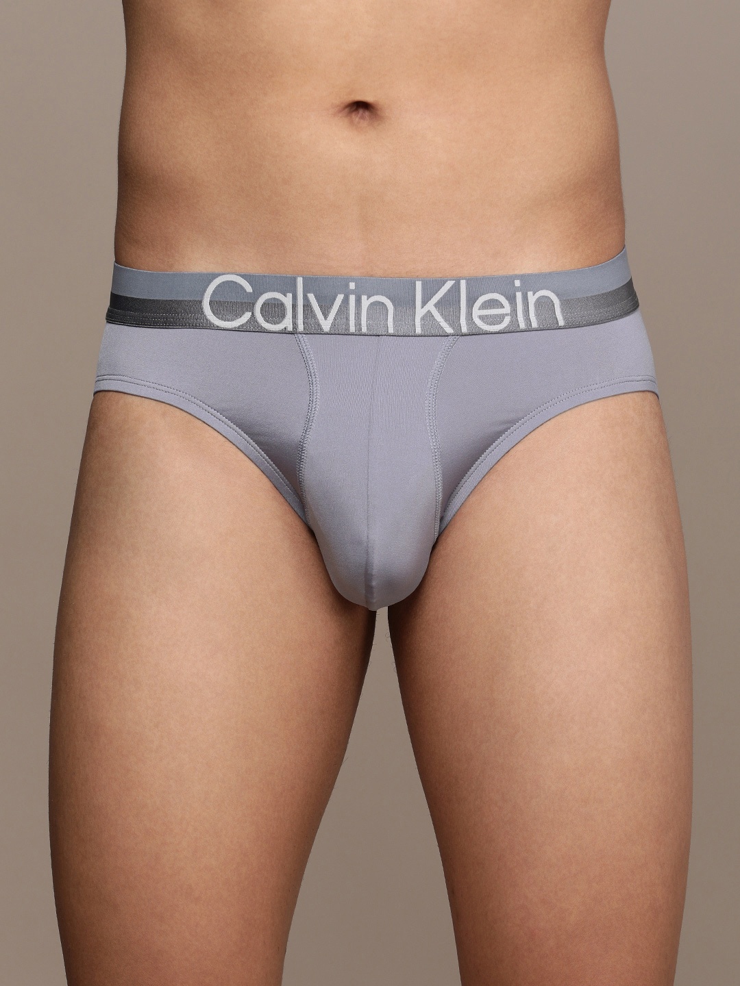 

Calvin Klein Underwear Men Grey Solid Briefs- NB2973C4A