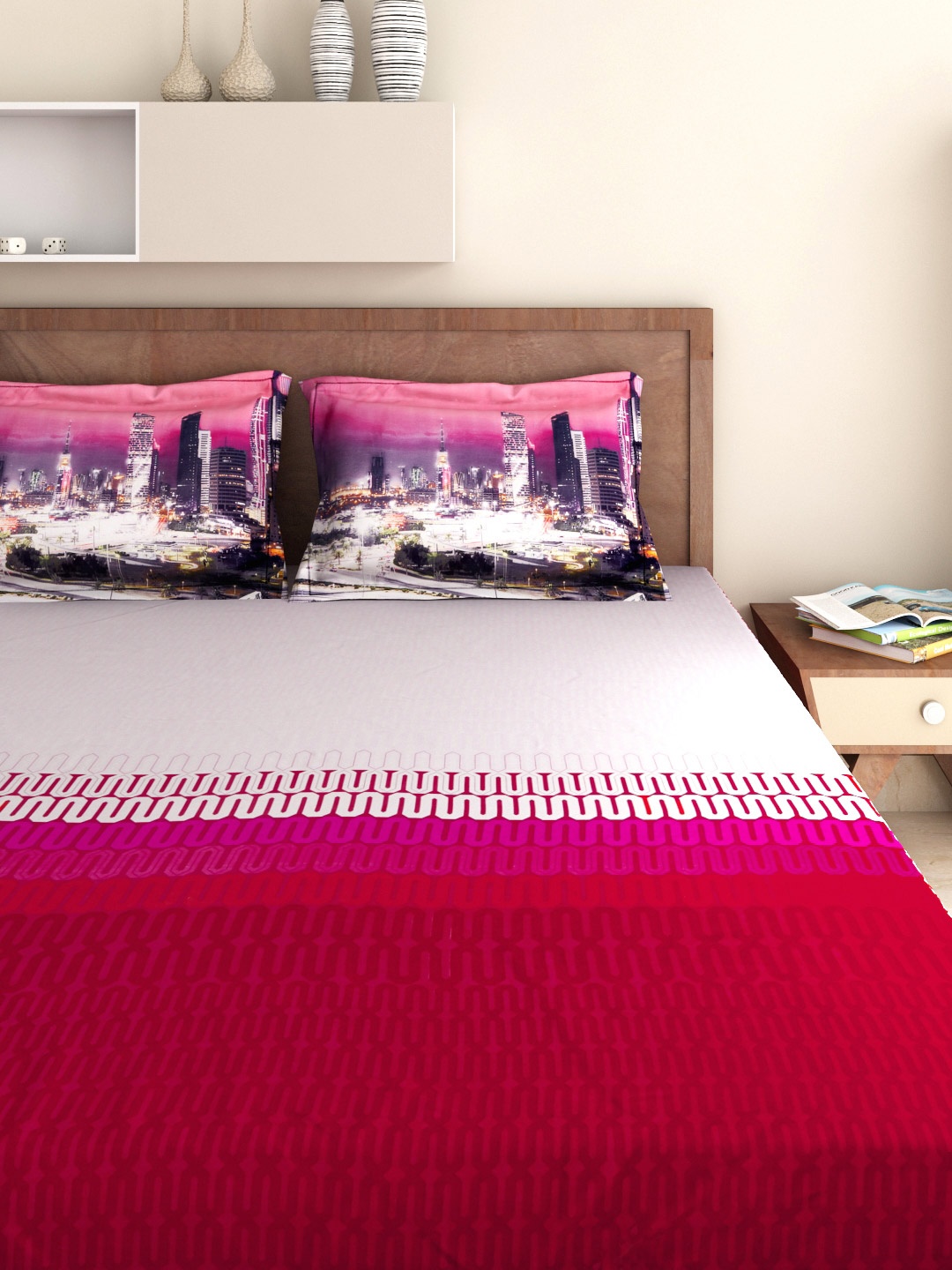 

BOMBAY DYEING Pink Cotton 220 TC Fine Double Bedsheet with 2 Pillow Covers