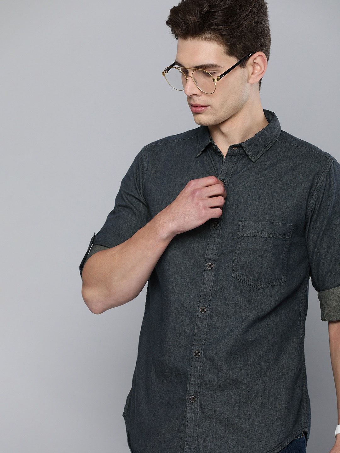 

Harvard Men Blue Faded Pure Cotton Casual Denim Shirt