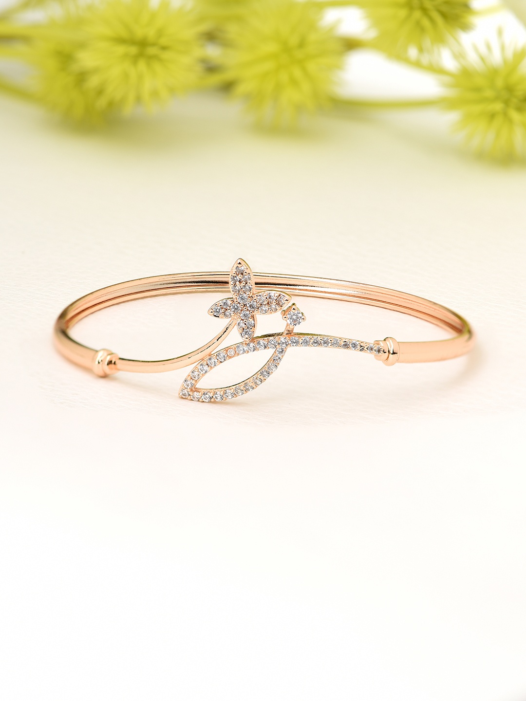 

AMI Women Rose Gold & White Brass Cubic Zirconia Rose Gold-Plated Kada Bracelet