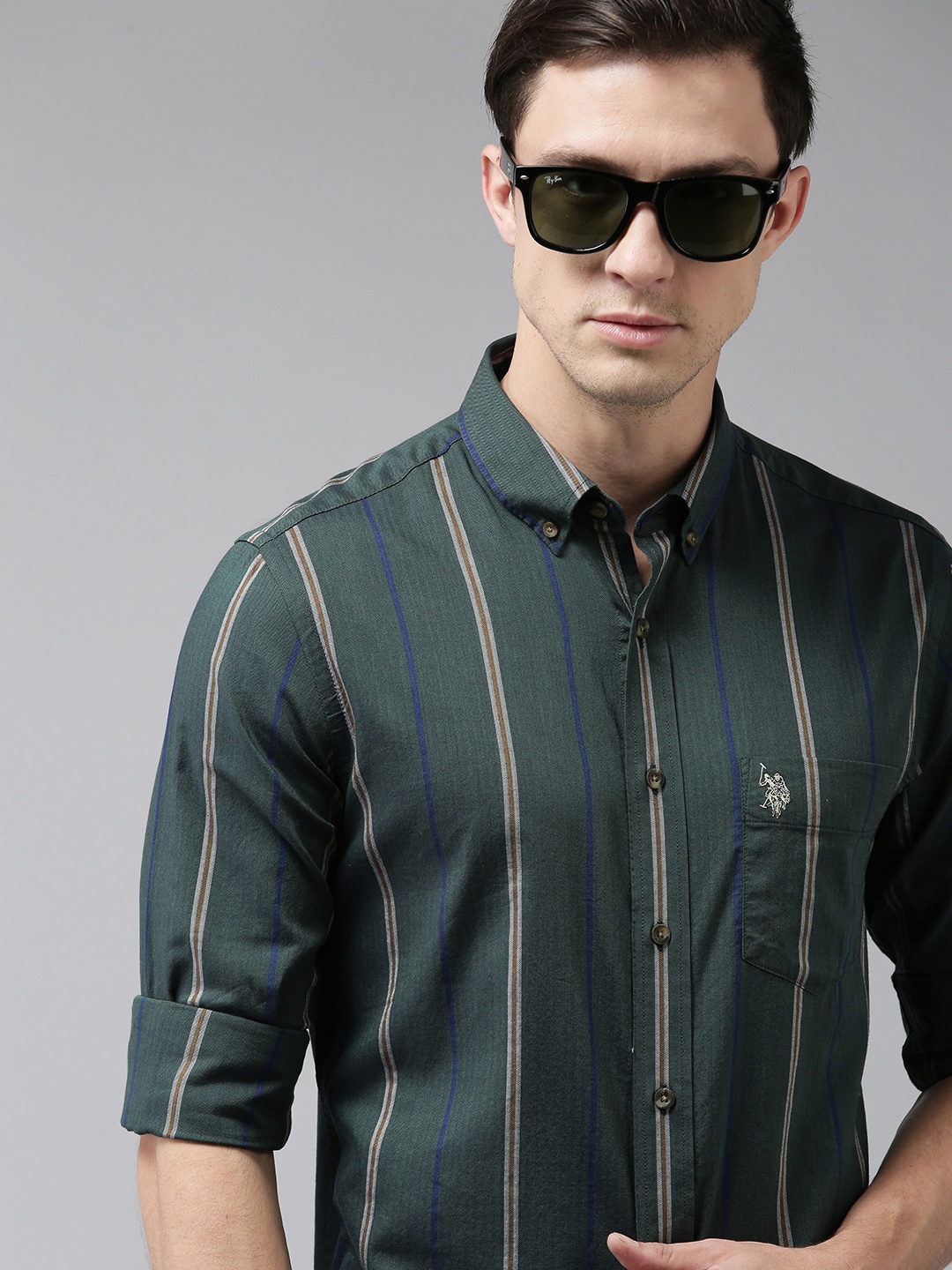 

U S Polo Assn Men Green & White Tailored Fit Striped Pure Cotton Casual Shirt