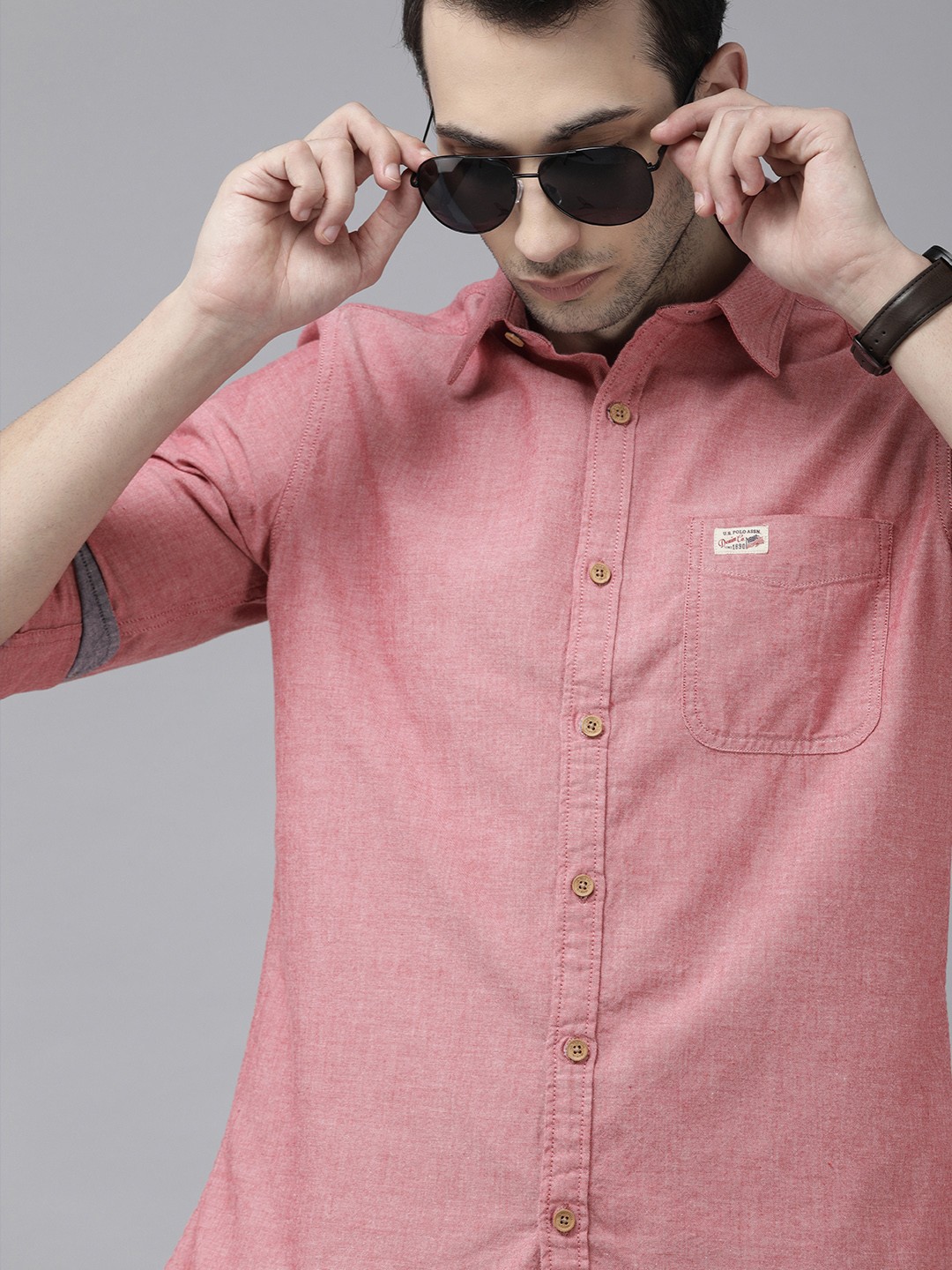 

U. S. Polo Assn. Denim Co. Men Pink Solid Slim Fit Casual Shirt
