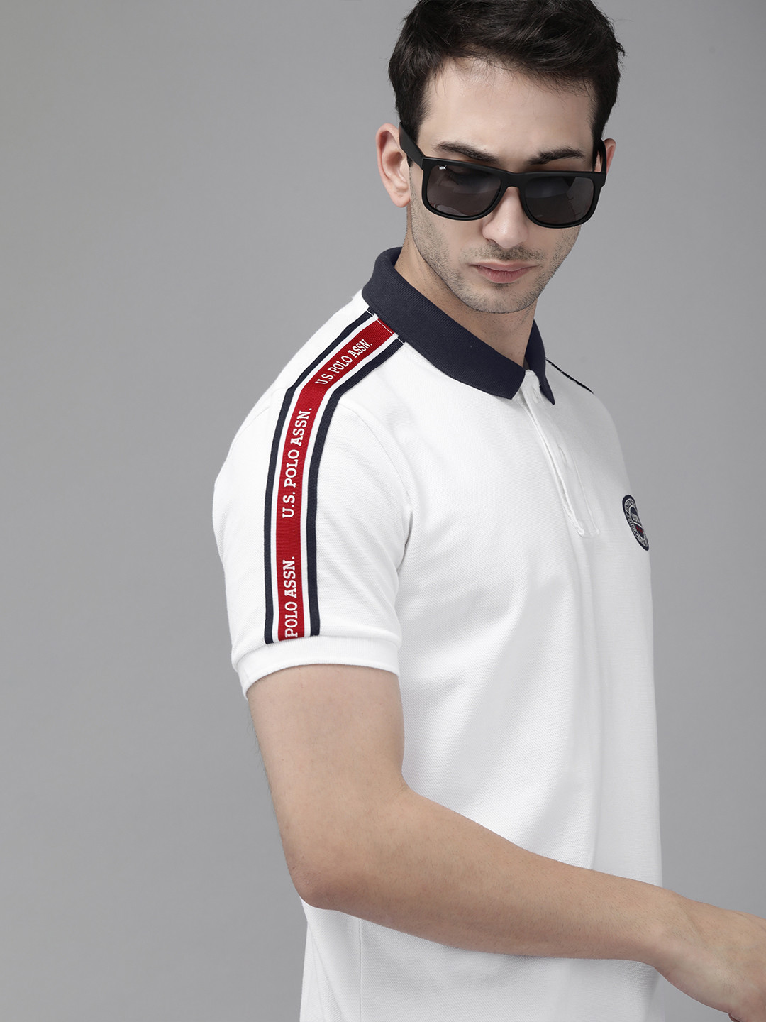 

U.S. Polo Assn. Men White and Navy Blue Slim Fit Pure Cotton T-shirt