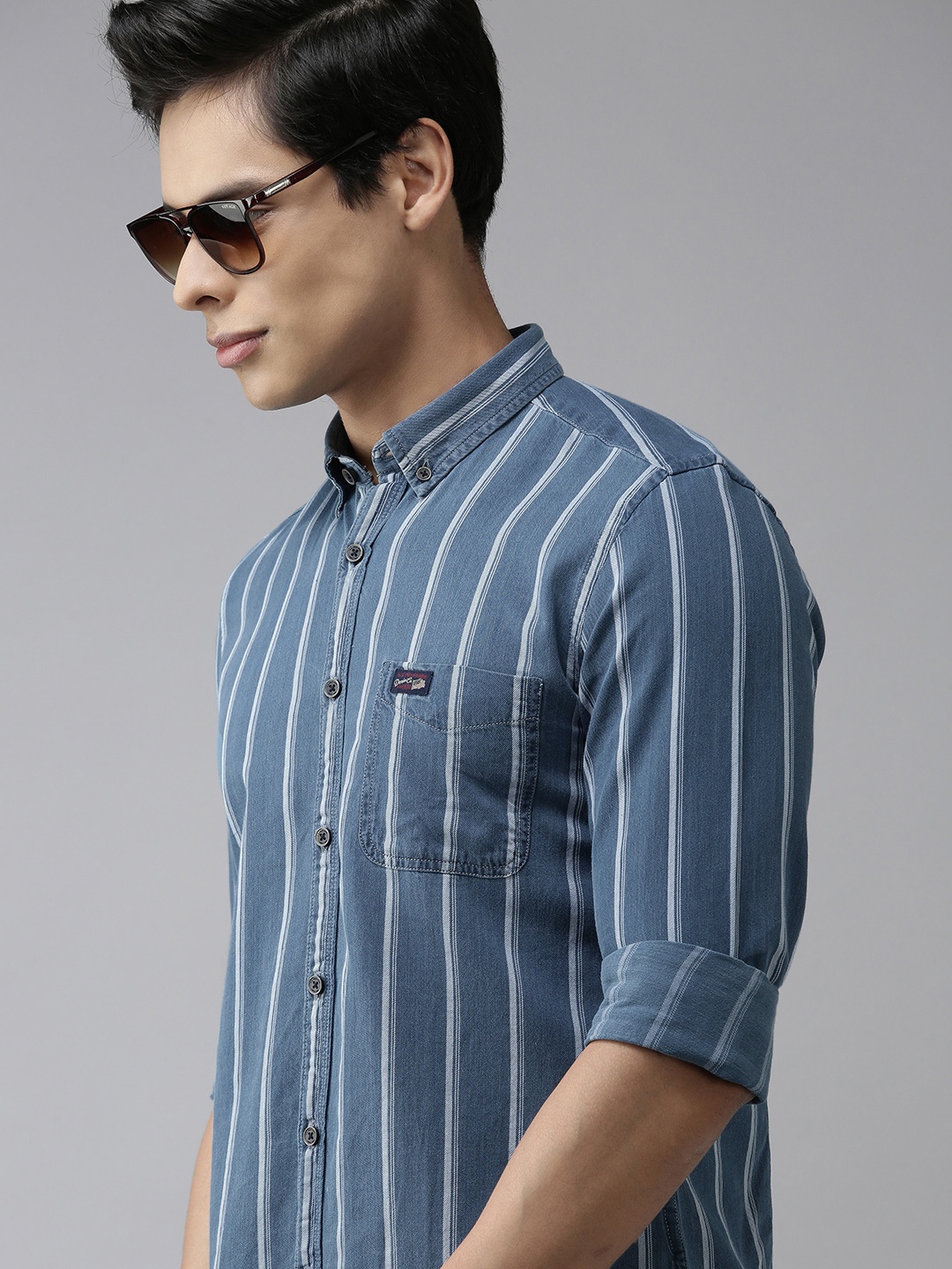 

U S Polo Assn Denim Co Men Blue & White Slim Fit Striped Casual Shirt