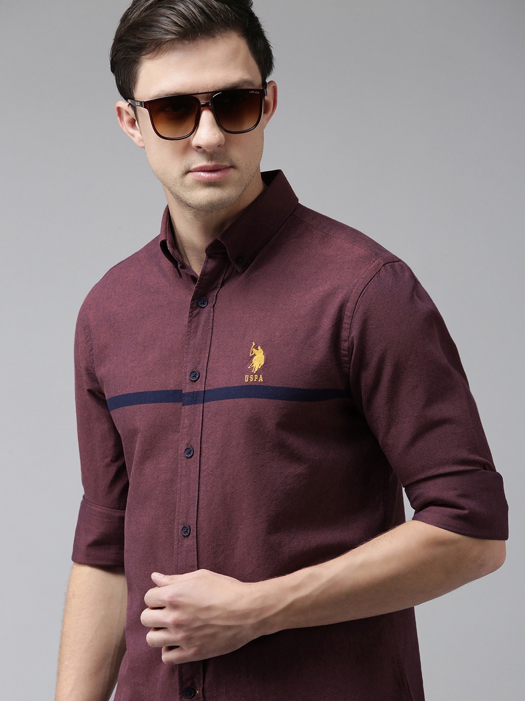 

U S Polo Assn Men Burgundy Tailored Fit Solid Cotton Casual Shirt with Striped Detail