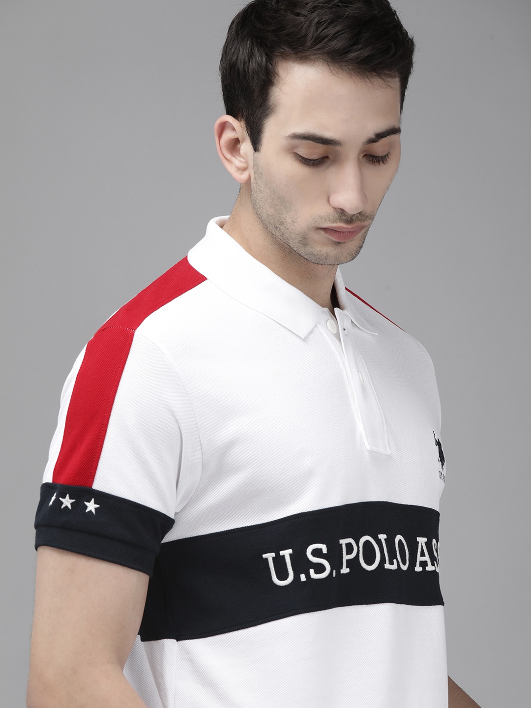 

U.S. Polo Assn. Men White and Black Slim Fit Pure Cotton T-shirt