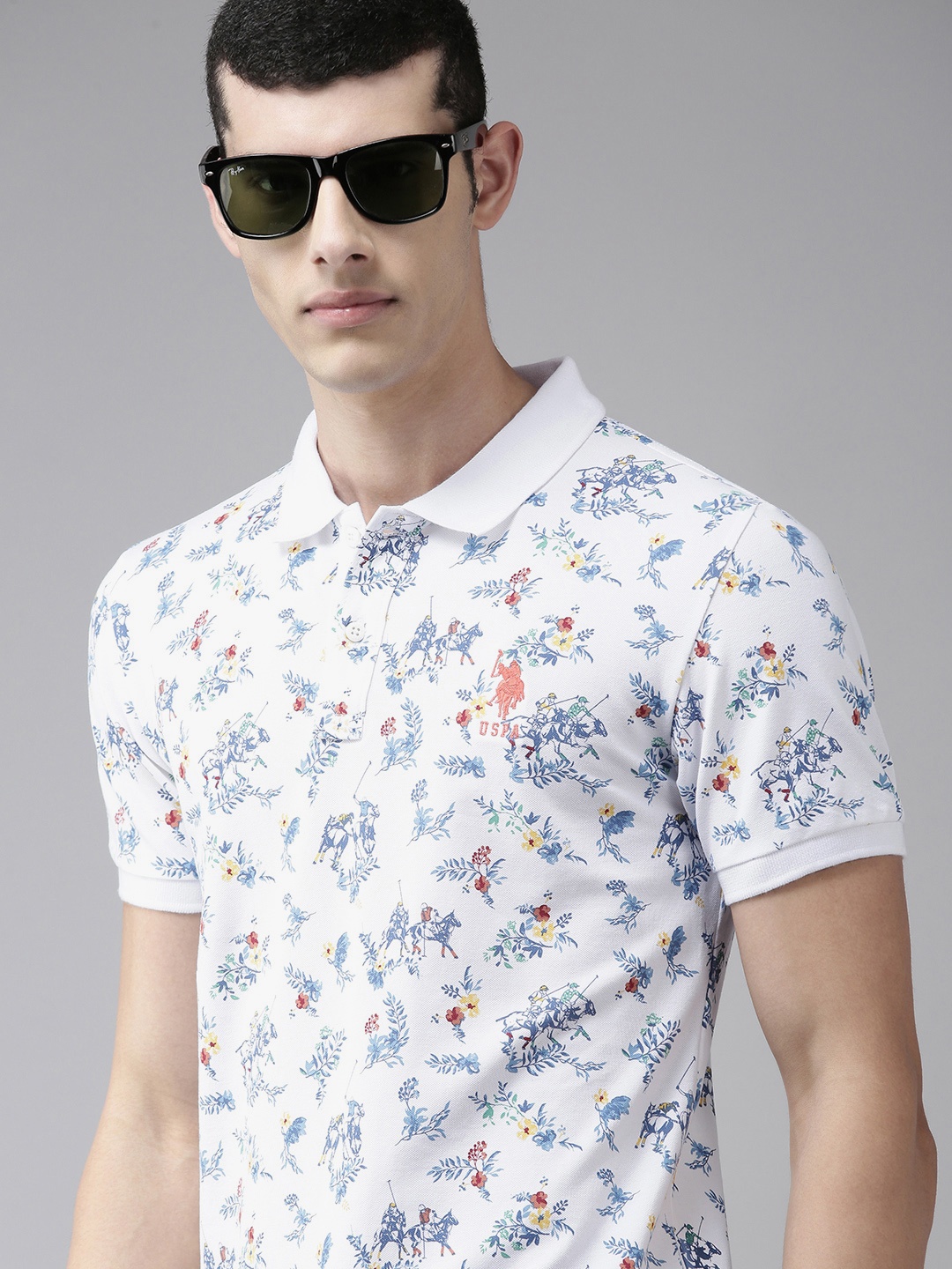 

U S Polo Assn Men White & Blue Floral Printed Polo Collar Slim Fit T-shirt