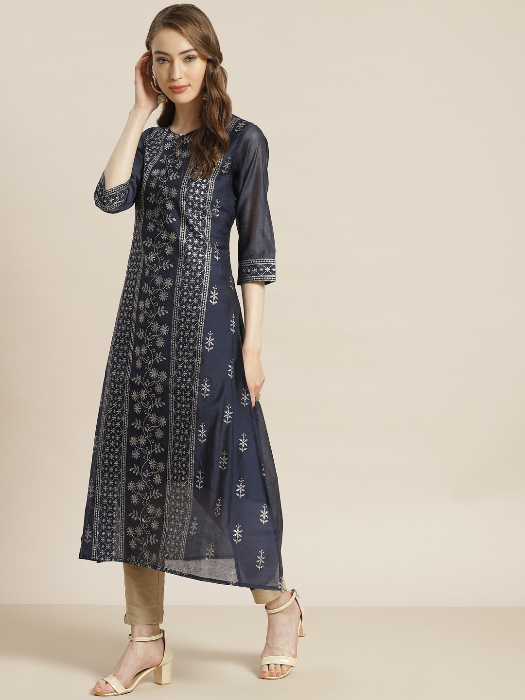 

Juniper Women Navy Blue & Golden Ethnic Motifs Printed Keyhole Neck Kurta