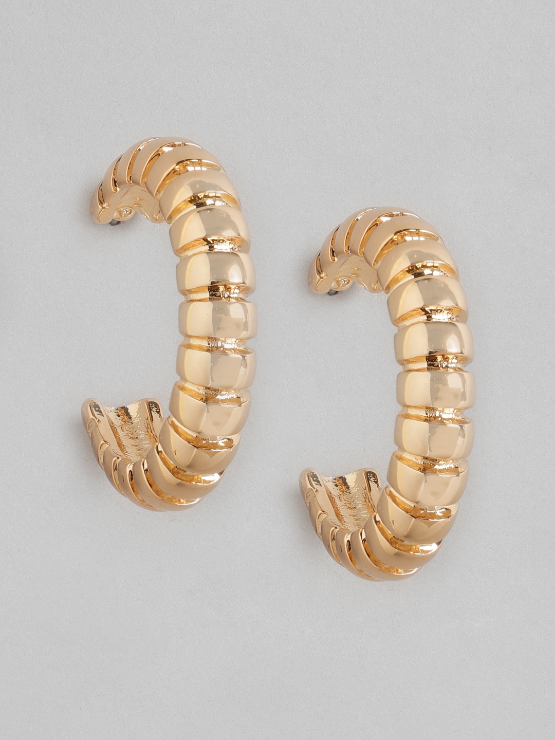 

DressBerry Gold-Plated Textured Crescent Shaped Half Hoop Earrings