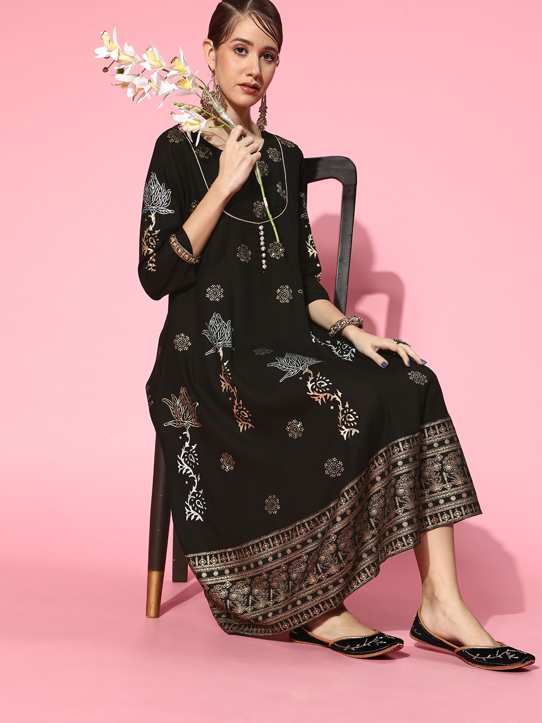 

Sangria Stylish Black Ethnic Motifs Ethnic Motifs Dress