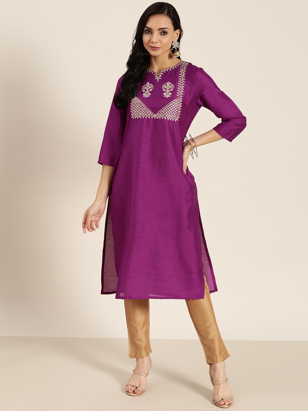 

Sangria Women Purple & Off White Yoke Design Kurta