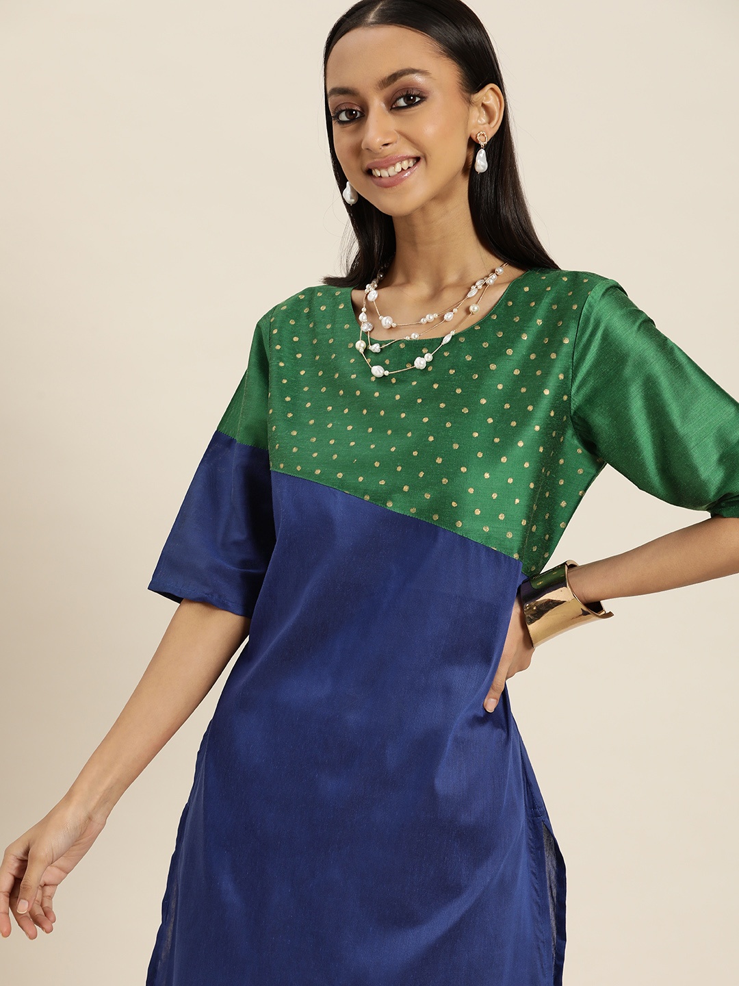 

Sangria Women Green & Blue Geometric Print Colourblocked Kurta
