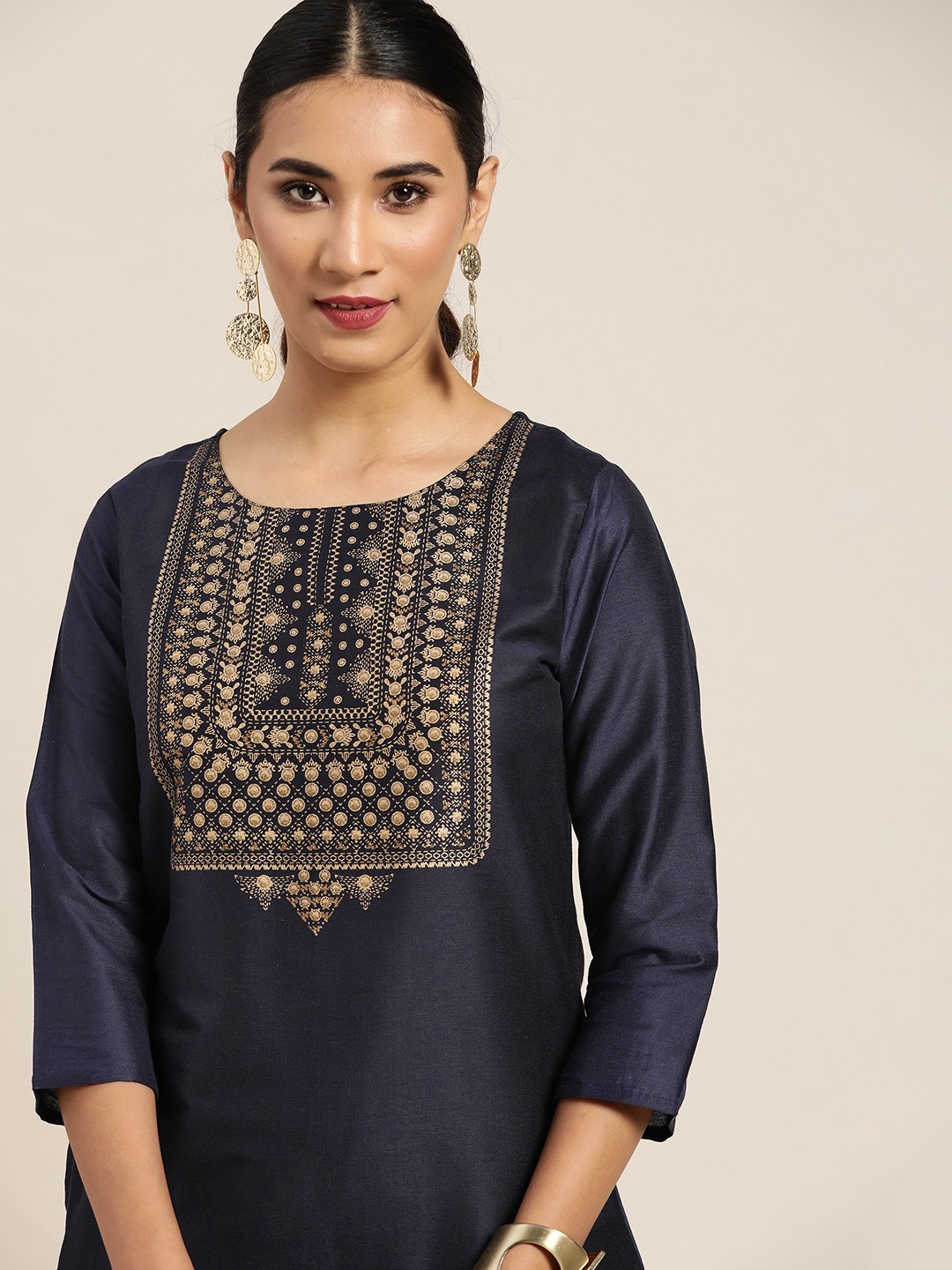 

Sangria Women Navy Blue & Golden Ethnic Motifs Printed Straight Kurta