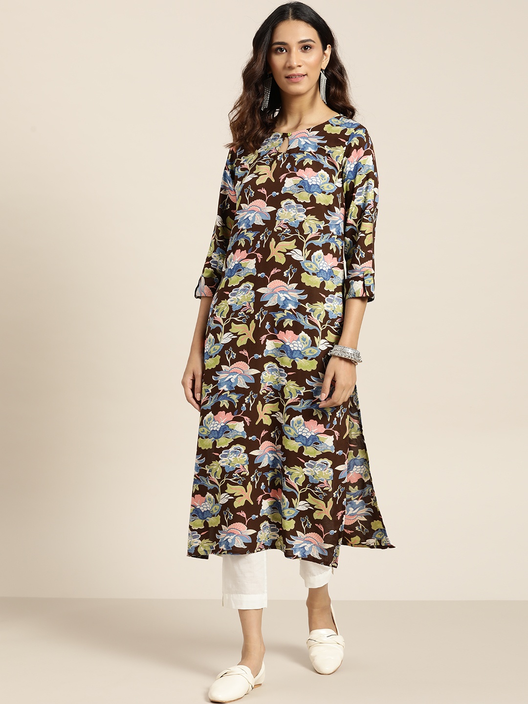 

Sangria Women Brown & Blue Floral Printed Keyhole Neck Kurta