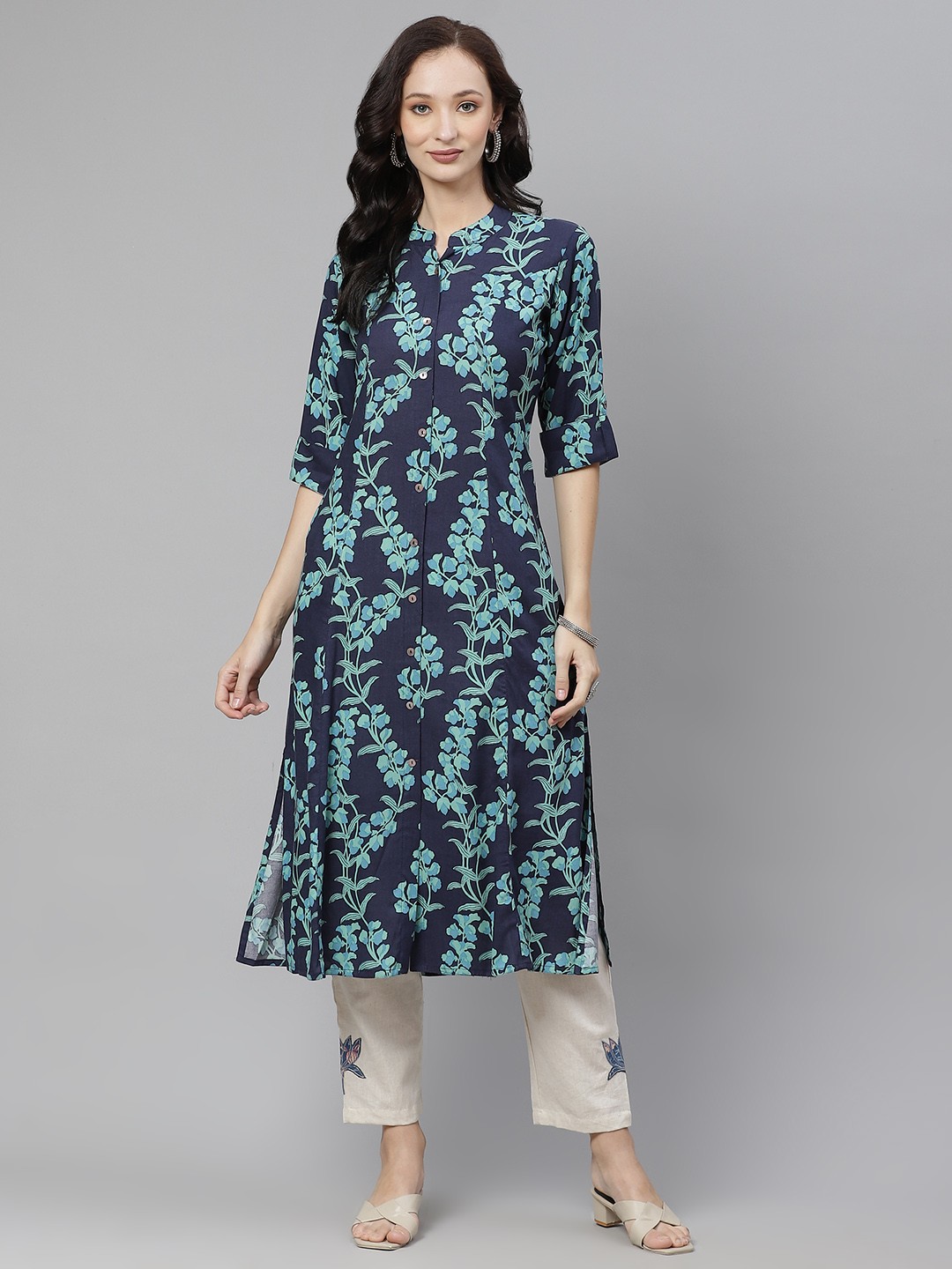 

Divena Women Navy Blue & Sea Green Printed Kurta