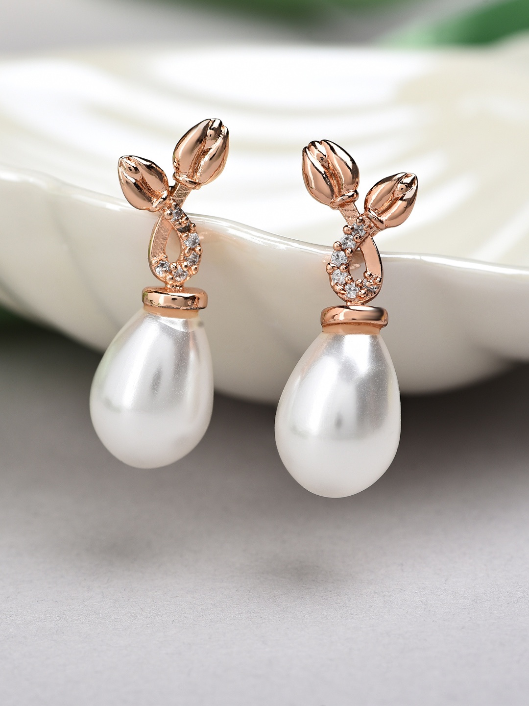 

AMI Rose Gold-Toned & Cubic Zirconia & Pearls Contemporary Drop Earrings